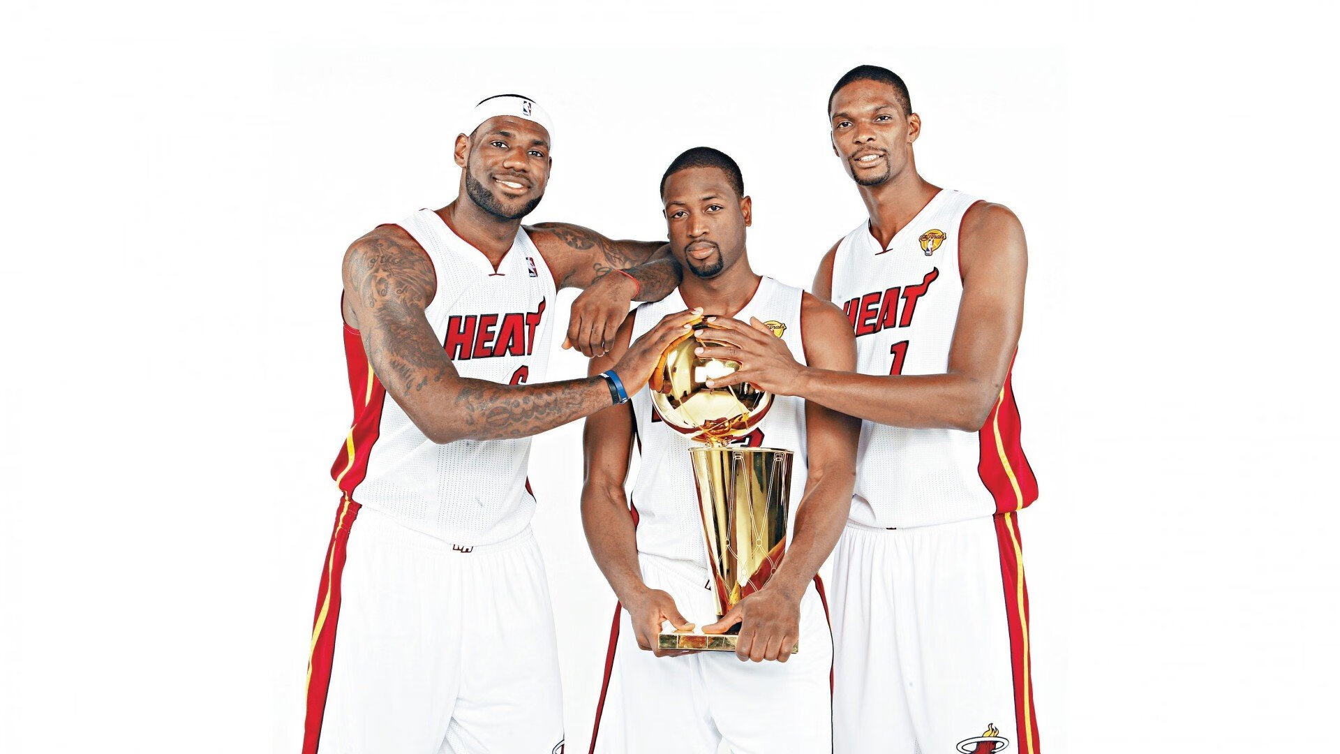 当德意志战车碾过智利，梅西的孤勇照亮阿根廷—足球世界的双面叙事